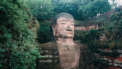 樂山著名景點(diǎn)——樂山大佛