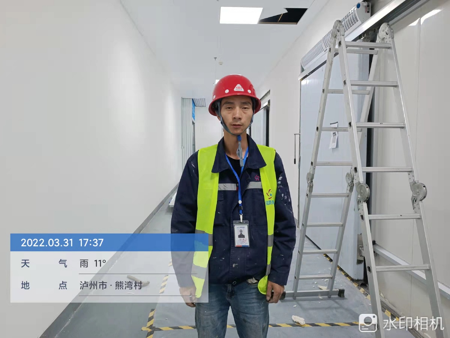 圖為步長生物三間冷庫過道實拍